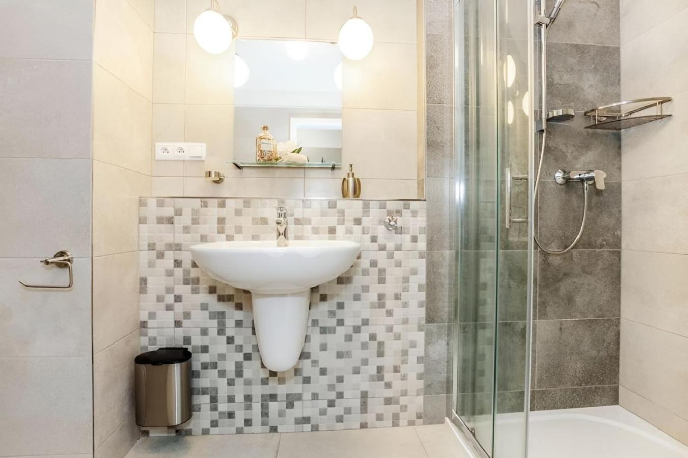 Mezonet Lipno Nad Vltavou Apartamento Exterior foto